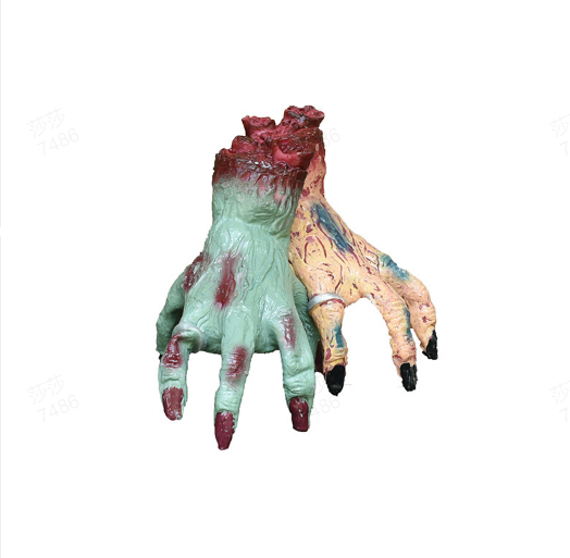 🖐️ 50% OFF NOW! ✨ Realistic Scary Hand Props - Flexible & Creepy for Halloween/Cosplay, Perfect for Decoration or Pranks 🎃📦