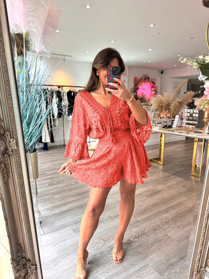 🌸 Limited time hot promotion | Casual cropped V-neck lace set