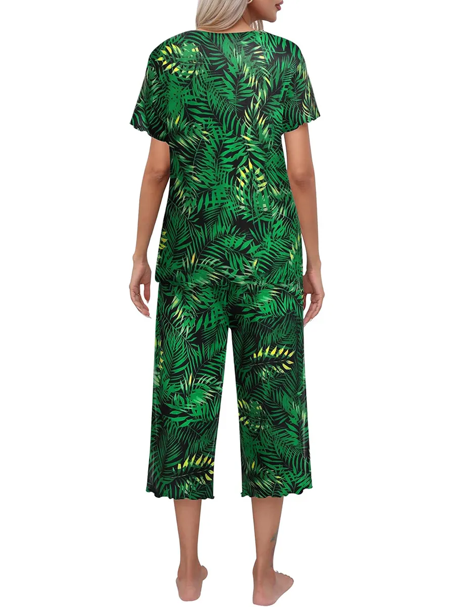 HOT SALE WOMEN'S PRINTED SHORT SLEEVE TOP WITH CAPRI PANTS LOUNGE & SLEEPWEAR SET