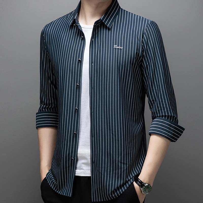 Men's Classic Wrinkle-Free Striped Shirt