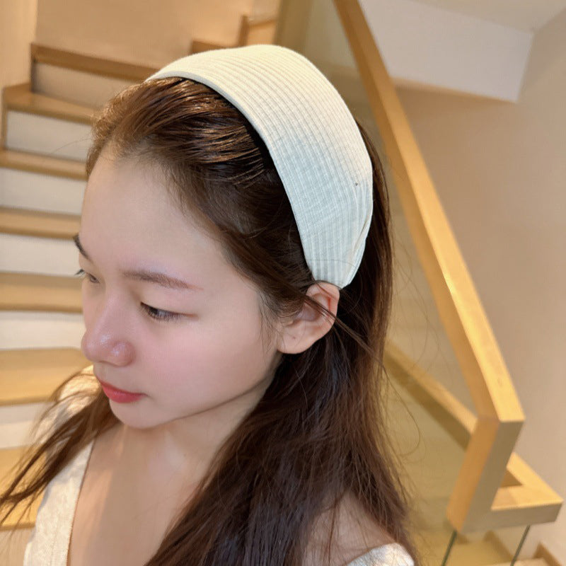Women's Fashionable and Versatile Wide-Brimmed Headband