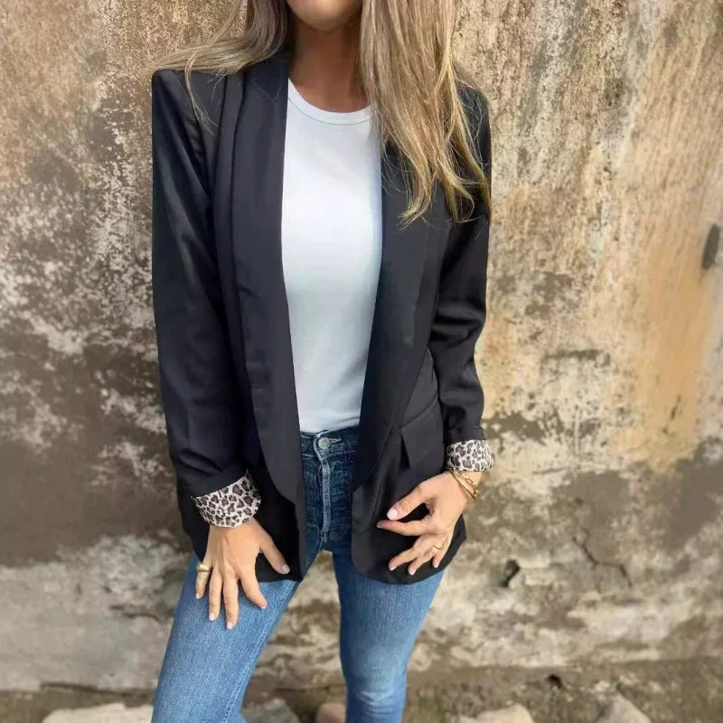 🎁Hot Sale 50% OFF!🎁Women’s Stylish Blazer with Chic Leopard Print Lining!