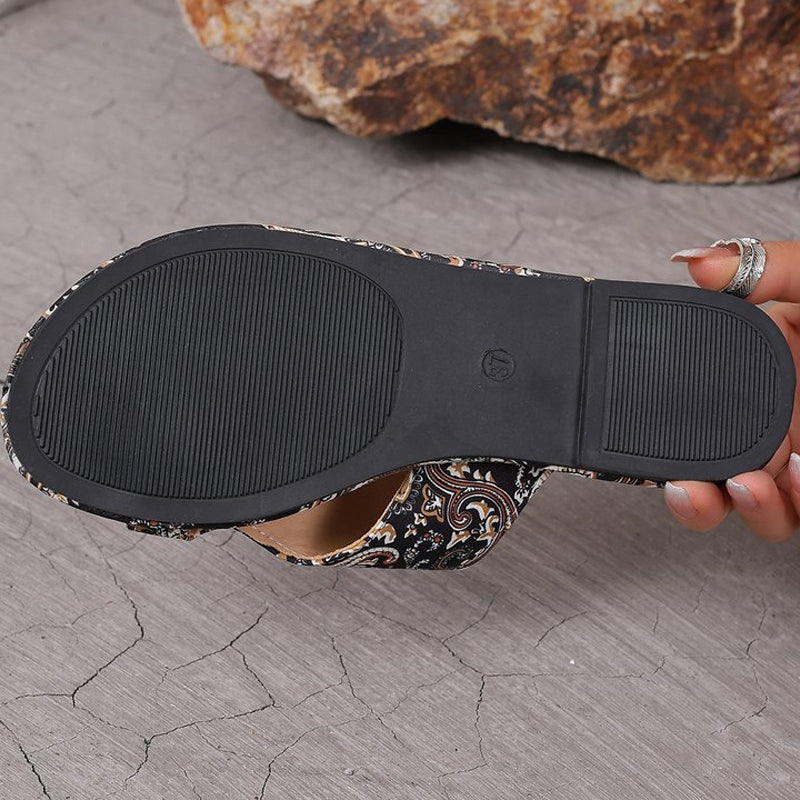 💕Limited-time 50% sale⏳Women’s Lightweight Orthopedic Flat Sandals