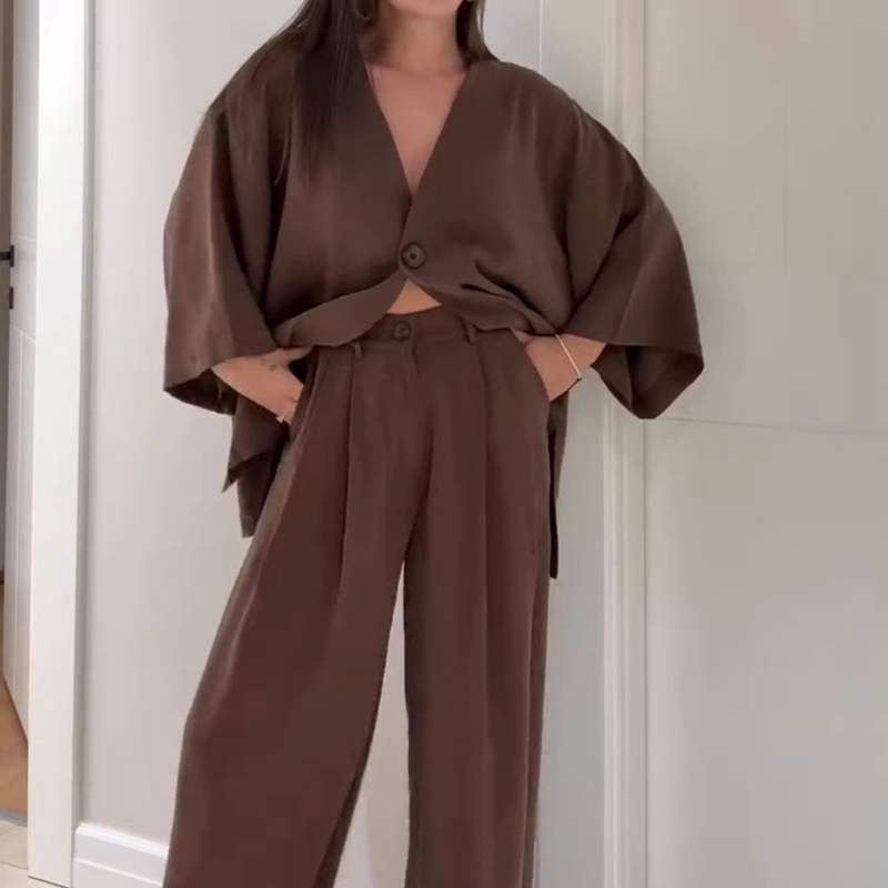 Women's Elegance V-Neck Top & Wide-Leg Pants Set