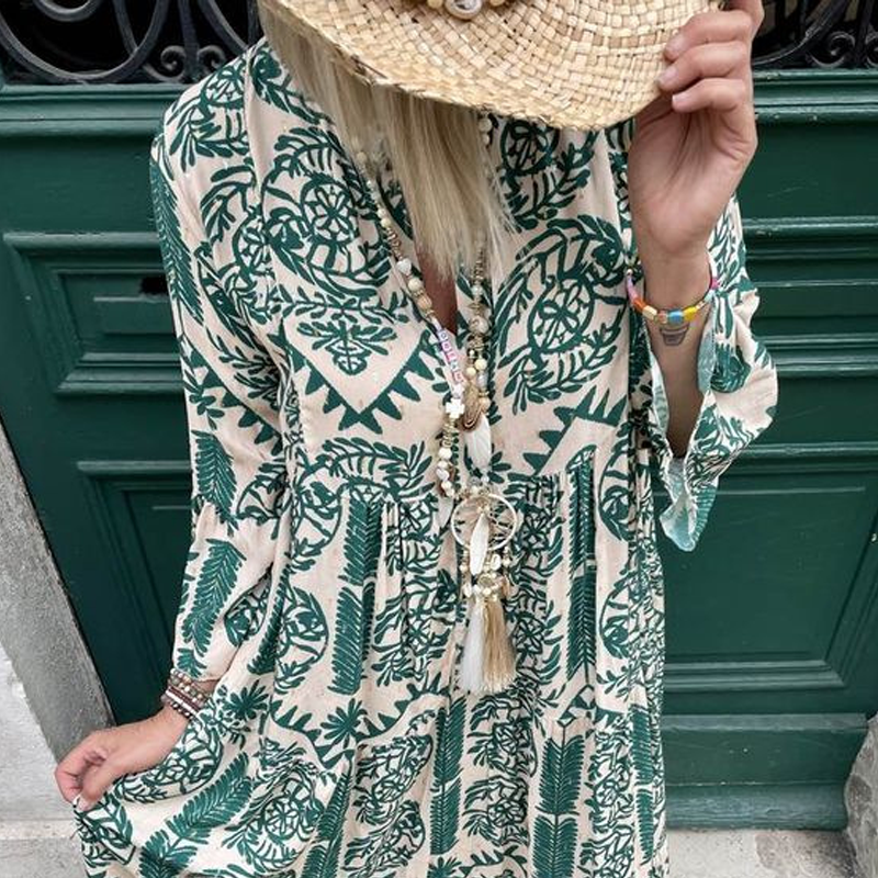 💕Summer Hot Sale 50% OFF💃Women's Printed V-Neck Pleated Dress