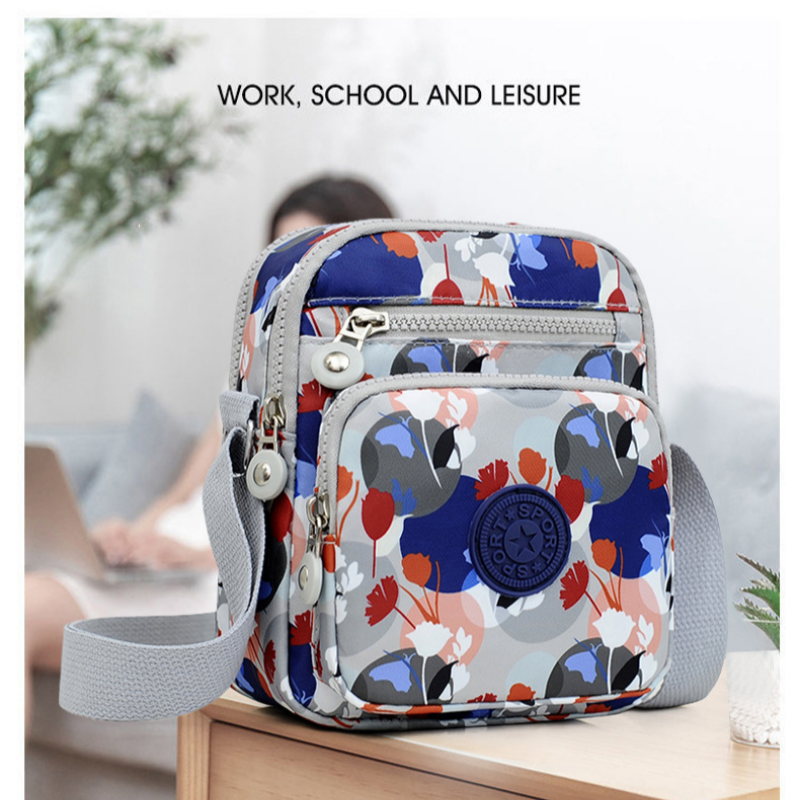Fashionable Lightweight Bag with Multi-pocket Design