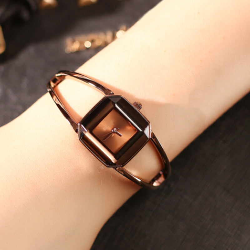 🔥New Hot Selling❤️‍🔥Minimalist Fashion Square Dial Quartz Watch