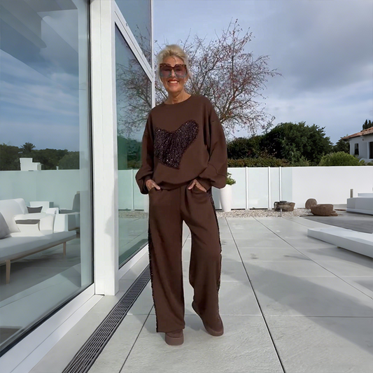 ✨ Women’s Sequin Heart Top & Pants 2-Piece Set – Premium Quality, Modern Comfort ✨