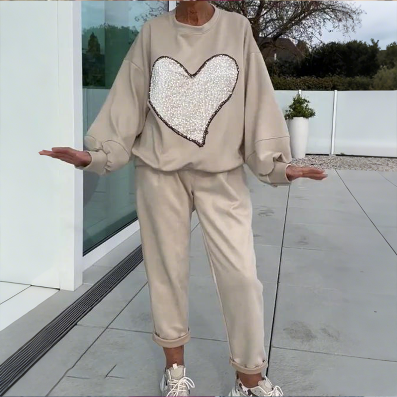 ✨ Women’s Sequin Heart Top & Pants 2-Piece Set – Premium Quality, Modern Comfort ✨