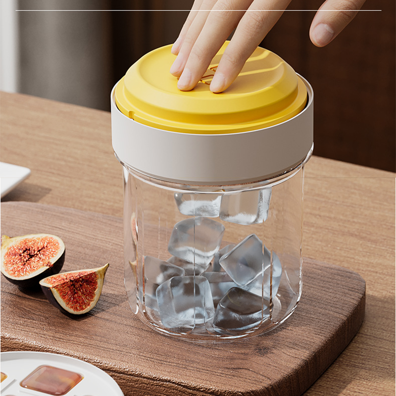 Portable Iced Coffee Cup with Ice Tray