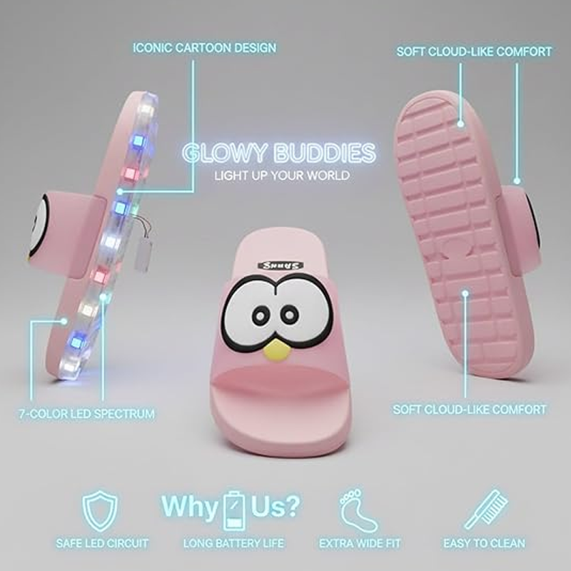 👣👣Cute slippers with cartoon motifs that glow