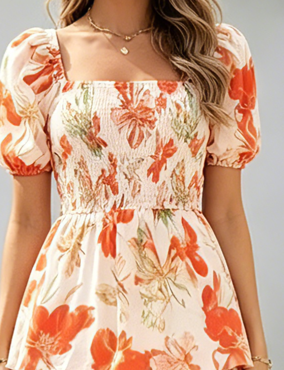 🌸 A summer dream – Chiffon maxi dress with a floral print and ruffles – short-sleeved with a round neckline👗