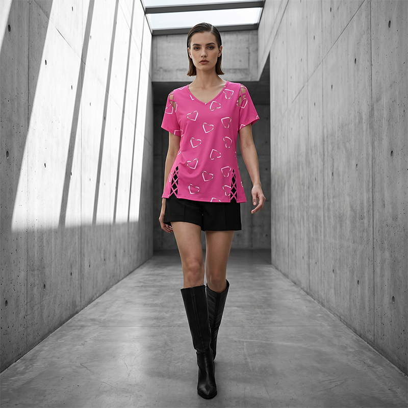 📢📢40% OFF !! ⏰Women’s Heart Print V-Neck Top