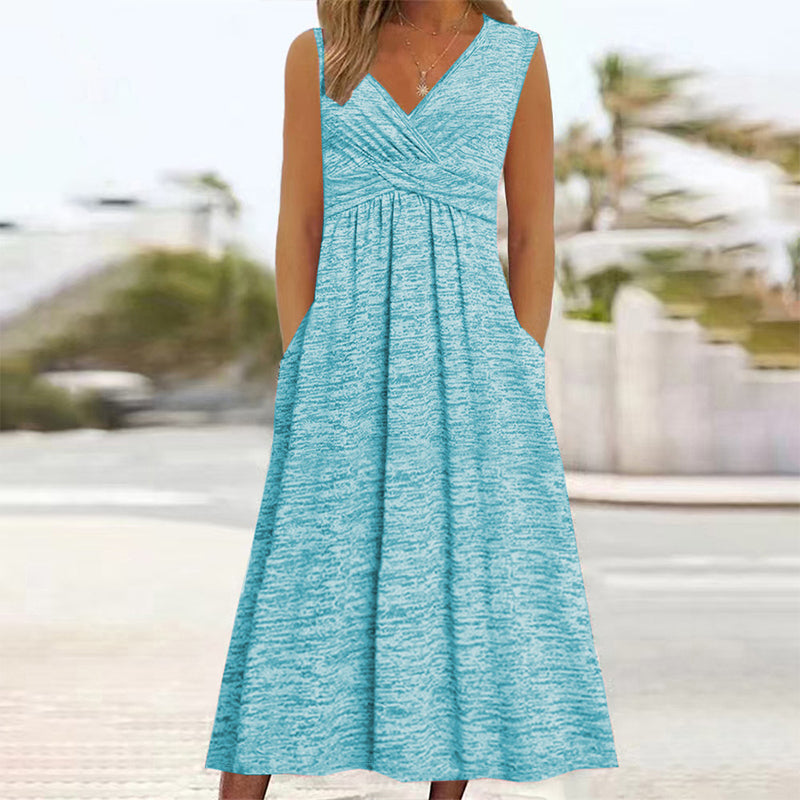 Women's Plus Size Sleeveless V-Neck Dress